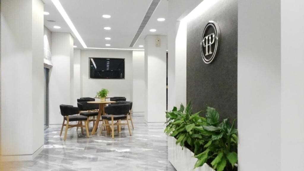 Отель Piraeus Port Hotel 2*