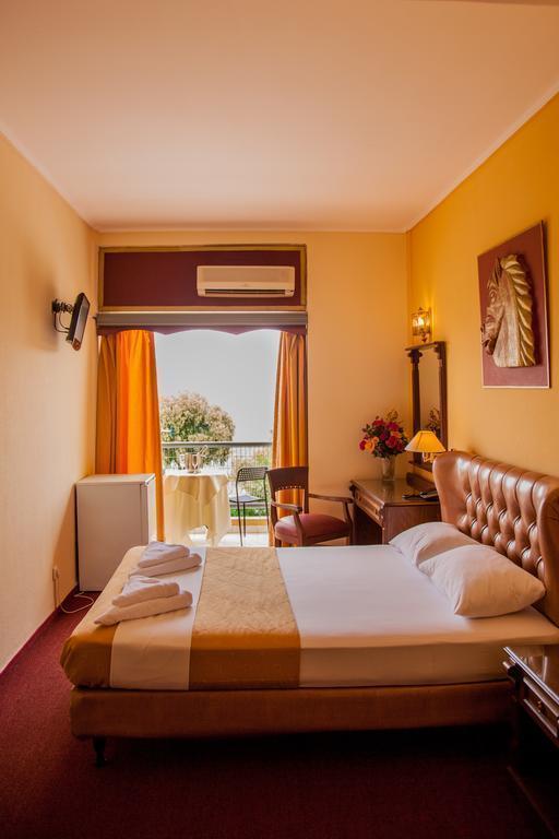 Hotel Galini Palace Apt 4*