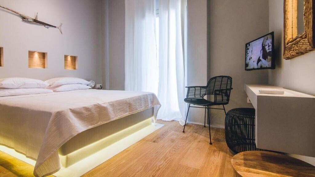 Imaginea Acropolis Luxury Apartments 5*