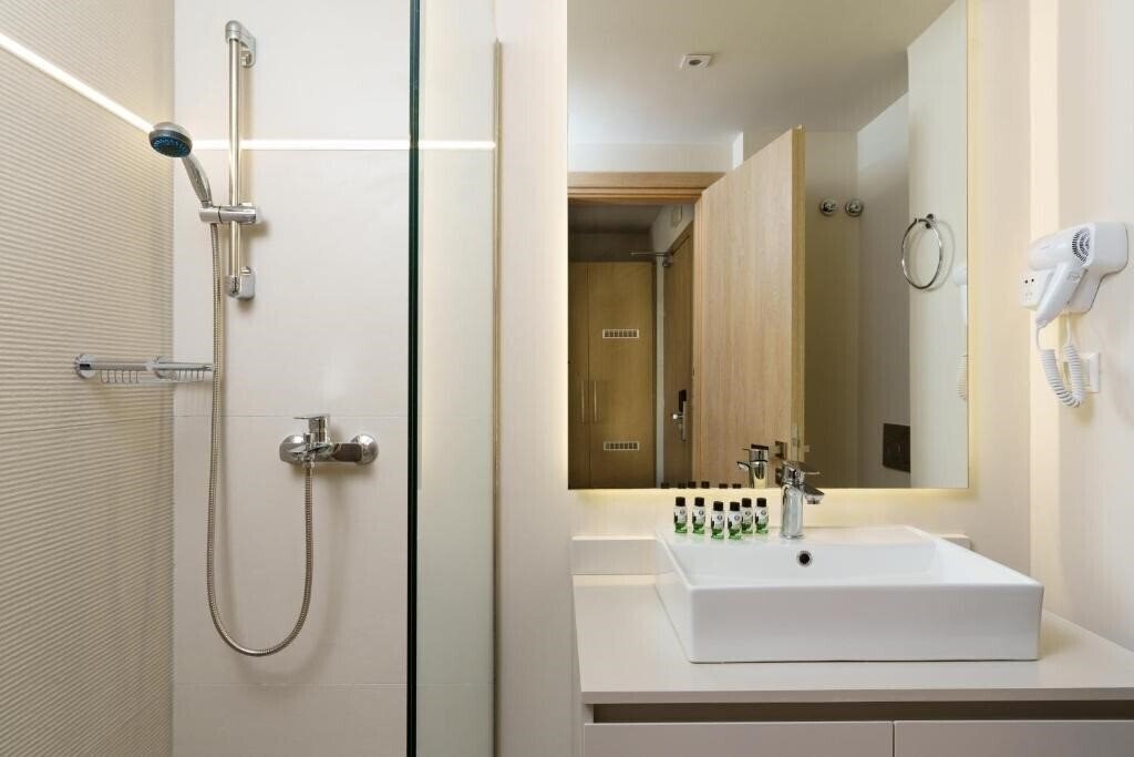 Fotografii Gallery Central 4*