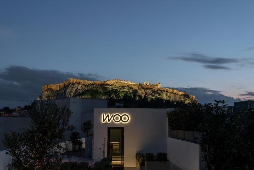 Отель Athens Woo Suites 4*