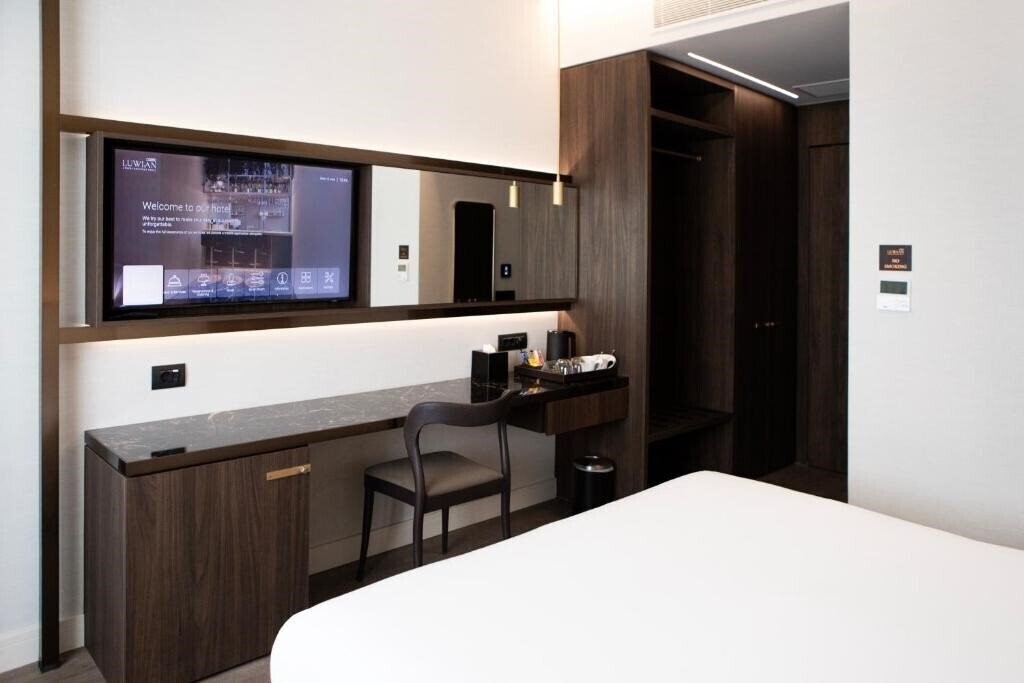 Фотография Luwian Athens Boutique Hotel 4*