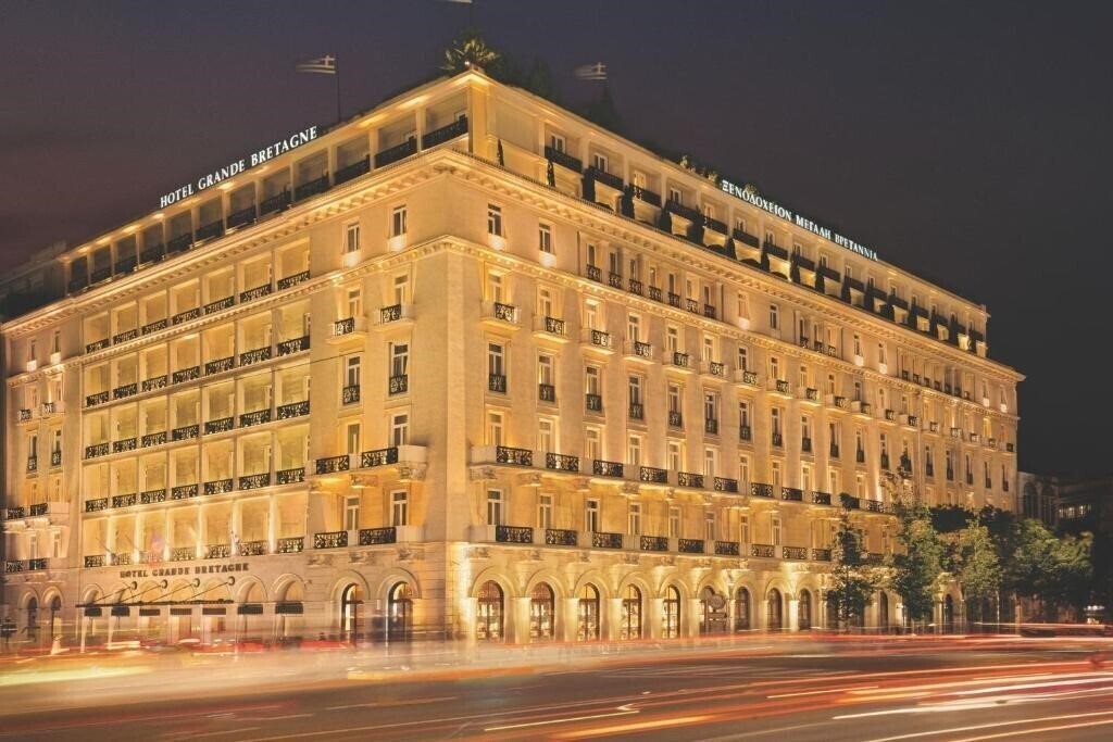 Отель Grande Bretagne 5*