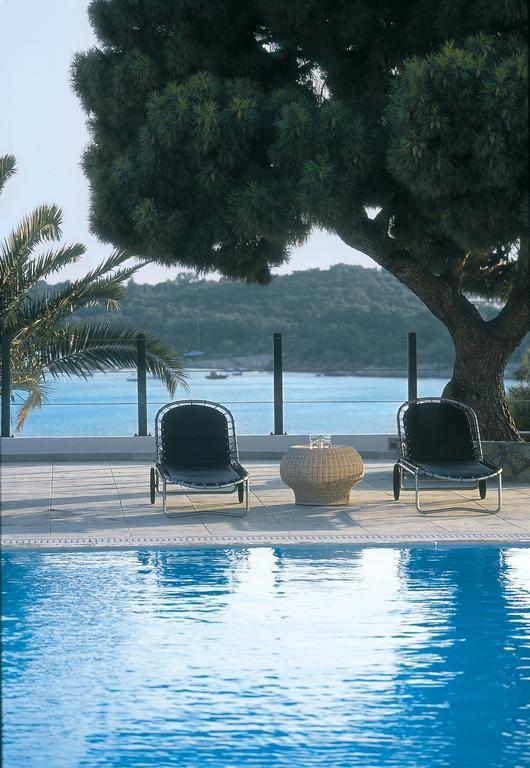 Imaginea Plaza Vouliagmeni Strand Hotel 4*