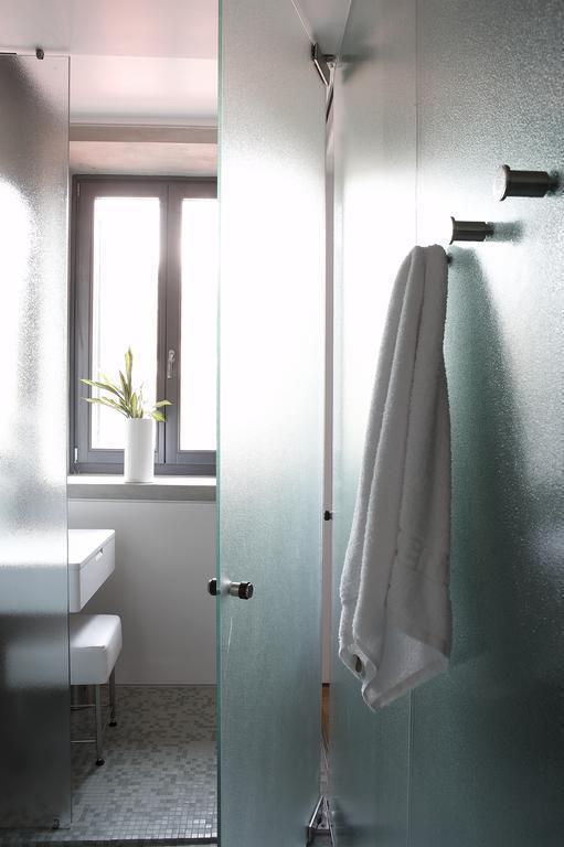 Imaginea Twentyone Hotel 4*