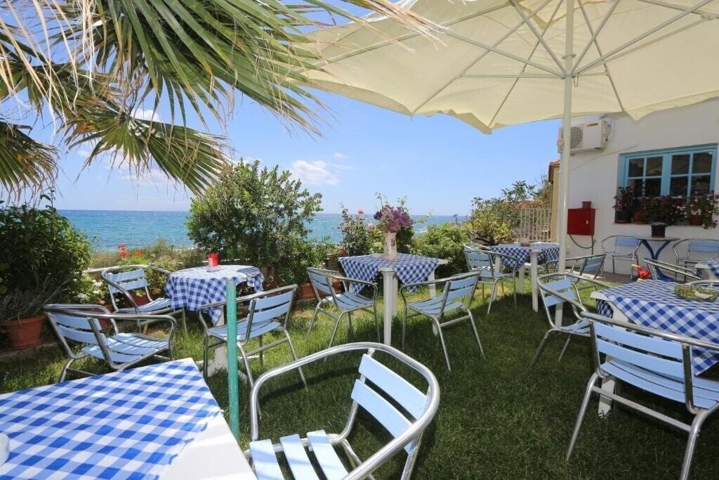 Фотография Akrogiali Hotel 2*