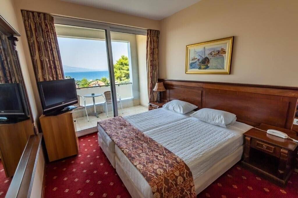 Изображение Dolphin Resort Hotel 3*