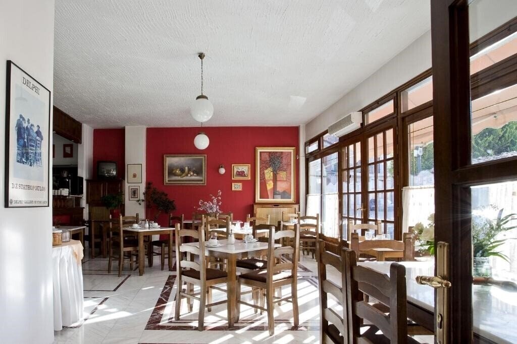 Hotel Kouros Hotel 3*