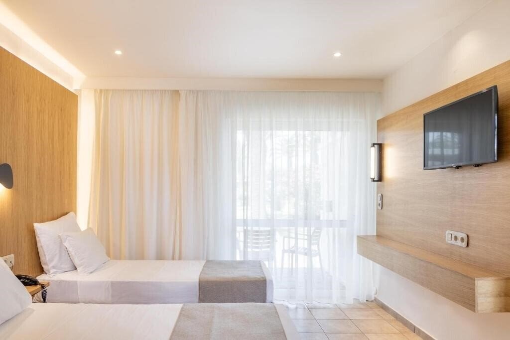 Imaginea Creta Beach 4*