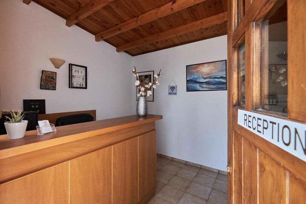 Fotografii Malia Studios Apartments 2*