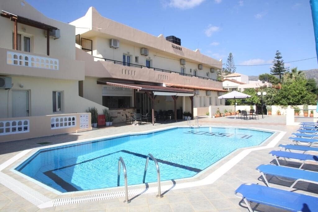 Imaginea Ilissos Apartments 2*