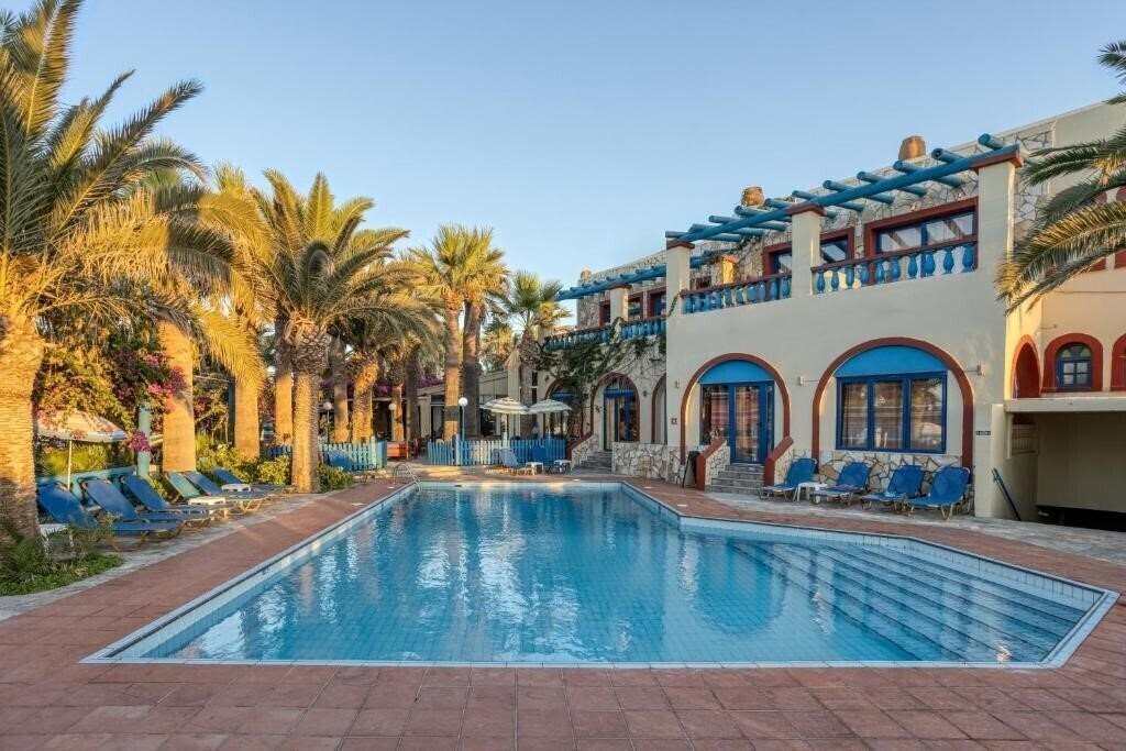 Fotografii Palm Bay Hotel 3*