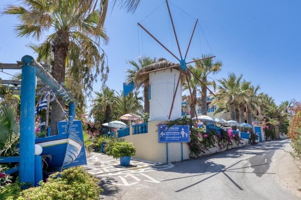 Imaginea Palm Bay Hotel 3*