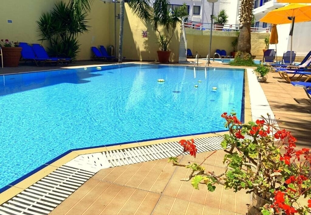 Imaginea Kassavetis Hotel 3*