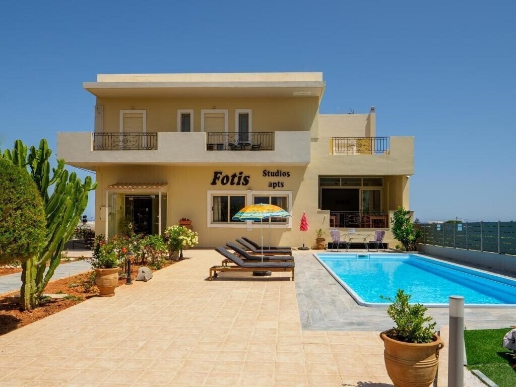 Отель Fotis Apartments апартаменты
