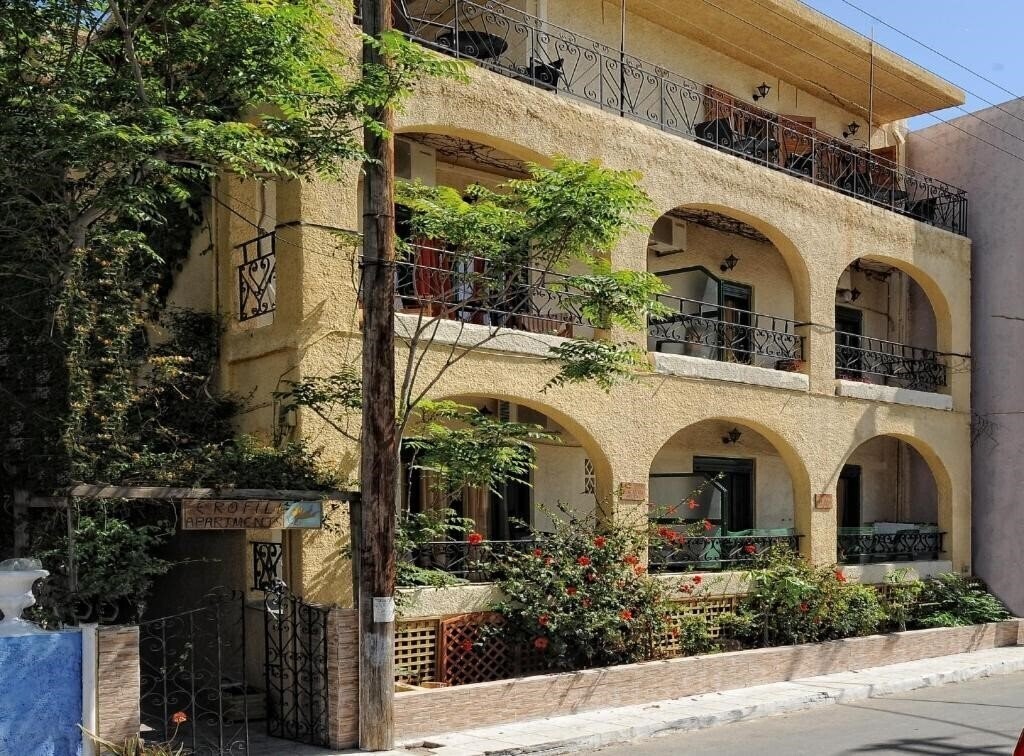 Отель Erofili Apartments 3*