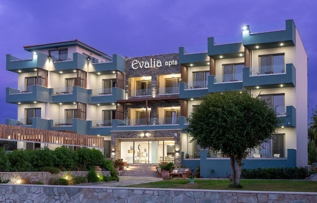Hotel Evalia Apartments 3*