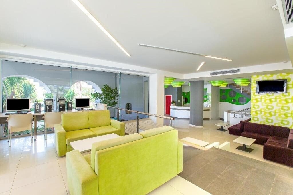 Imaginea Hermes Hotel Malia 3*