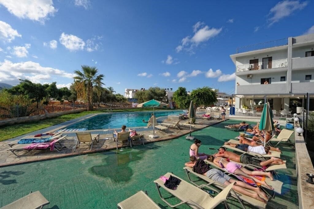 Imaginea Hermes Hotel Malia 3*
