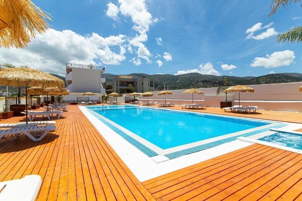 Fotografii Triton Hotel 3*