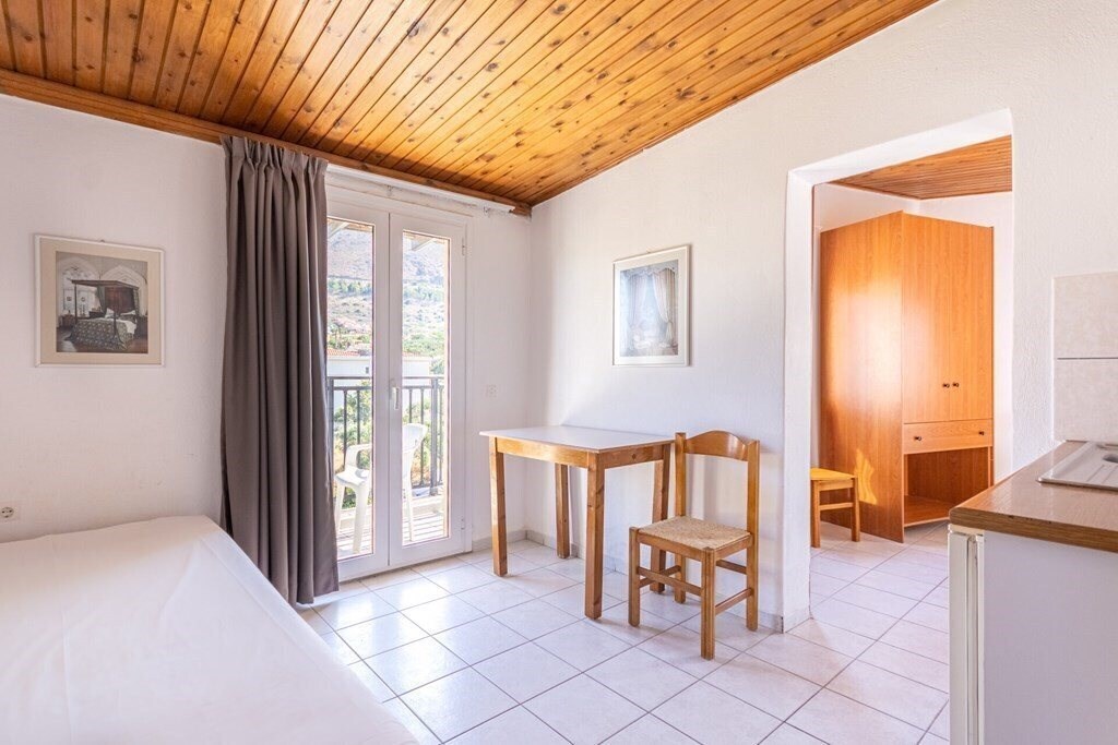Imaginea Simple Hotel Hersonissos Sky 2*