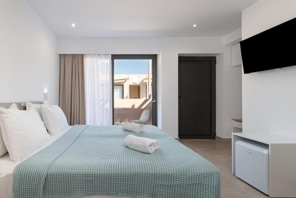 Fotografii Golden Bee Lifestyle 4*