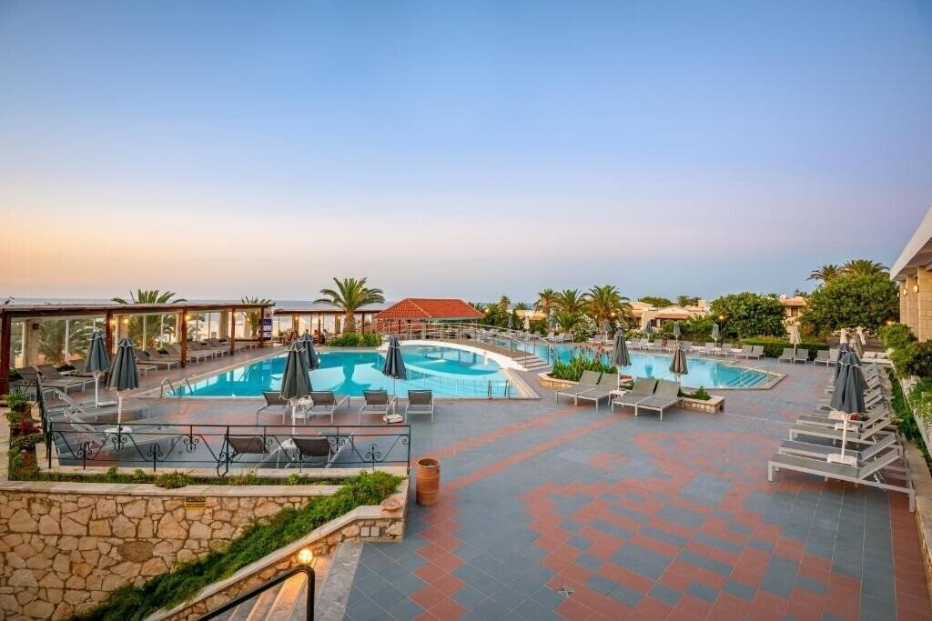 Изображение Annabelle Beach Resort 5*