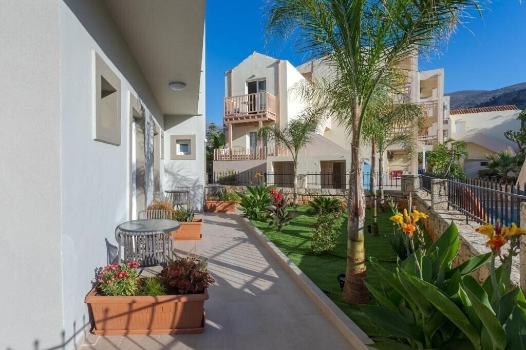 Imaginea Amara Sea Side Hotel 2*