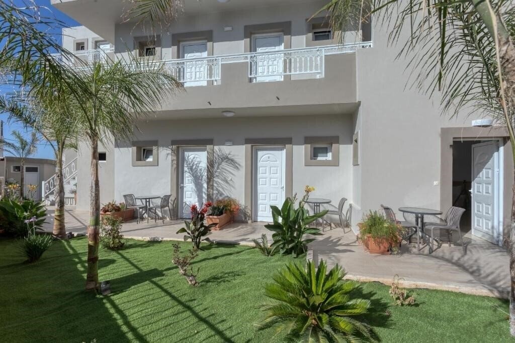 Imaginea Amara Sea Side Hotel 2*