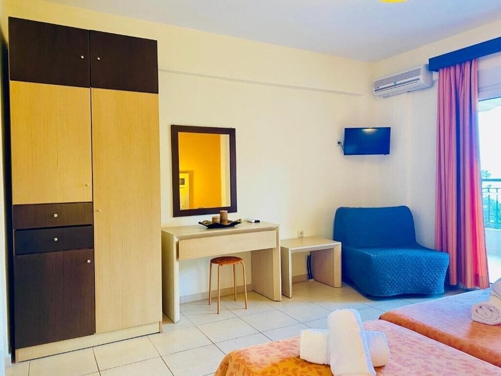 Imaginea Florinis House апартаменты