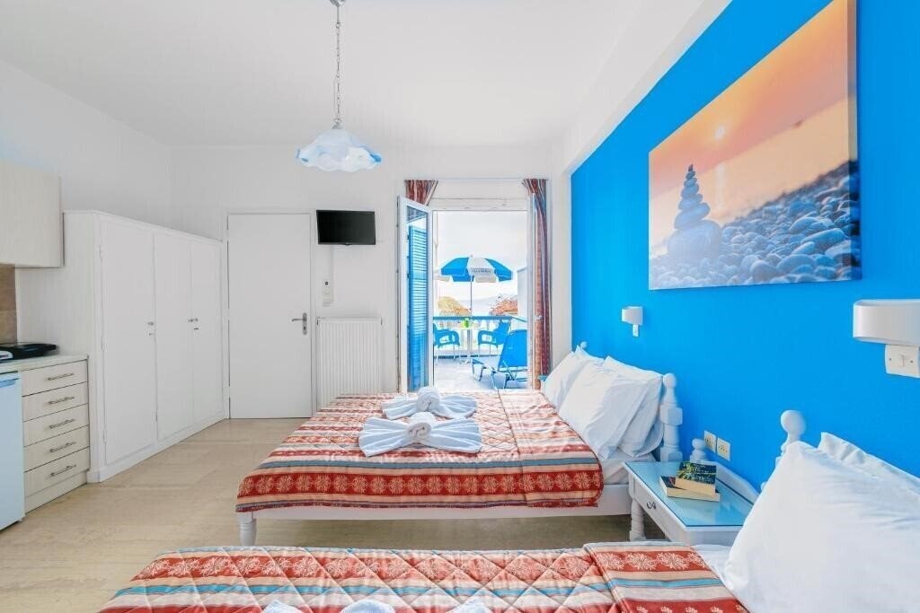 Отель Villa George 4*