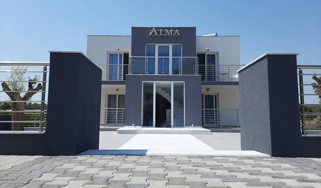 Hotel Alma Elegant Rooms Apt апартаменты
