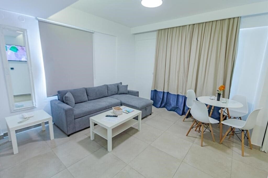 Imaginea Elani Bay Resort Hotel 4*