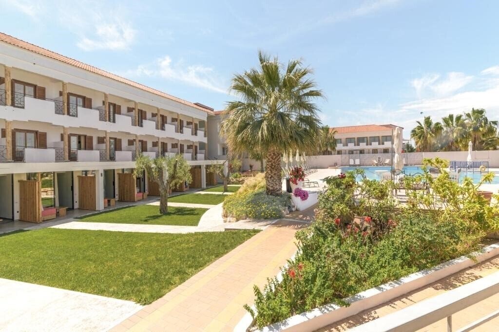 Fotografii Tresor Sousouras (ex. Hanioti Palace) 4*