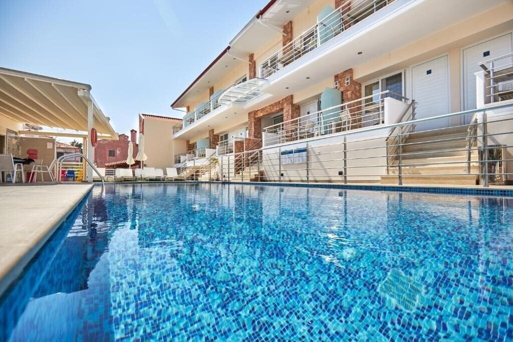 Imaginea Nikiti Comfort Apart Hotel апартаменты