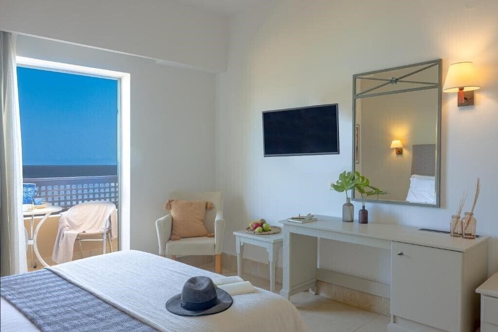 Изображение Giannoulis Santa Marina Beach 4*