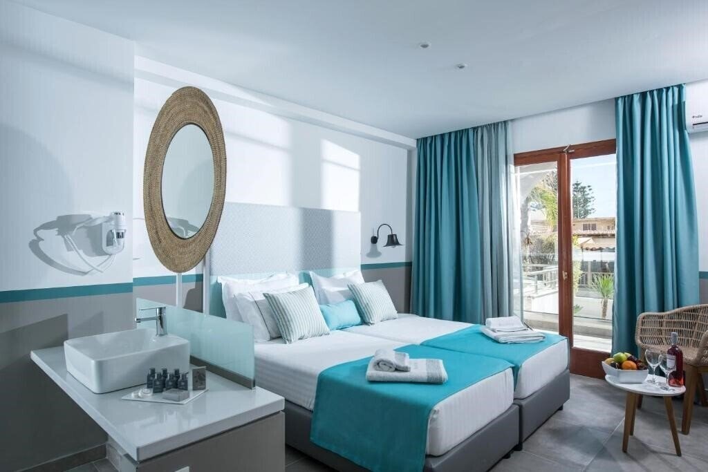 Hotel Solimar Turquoise 4*