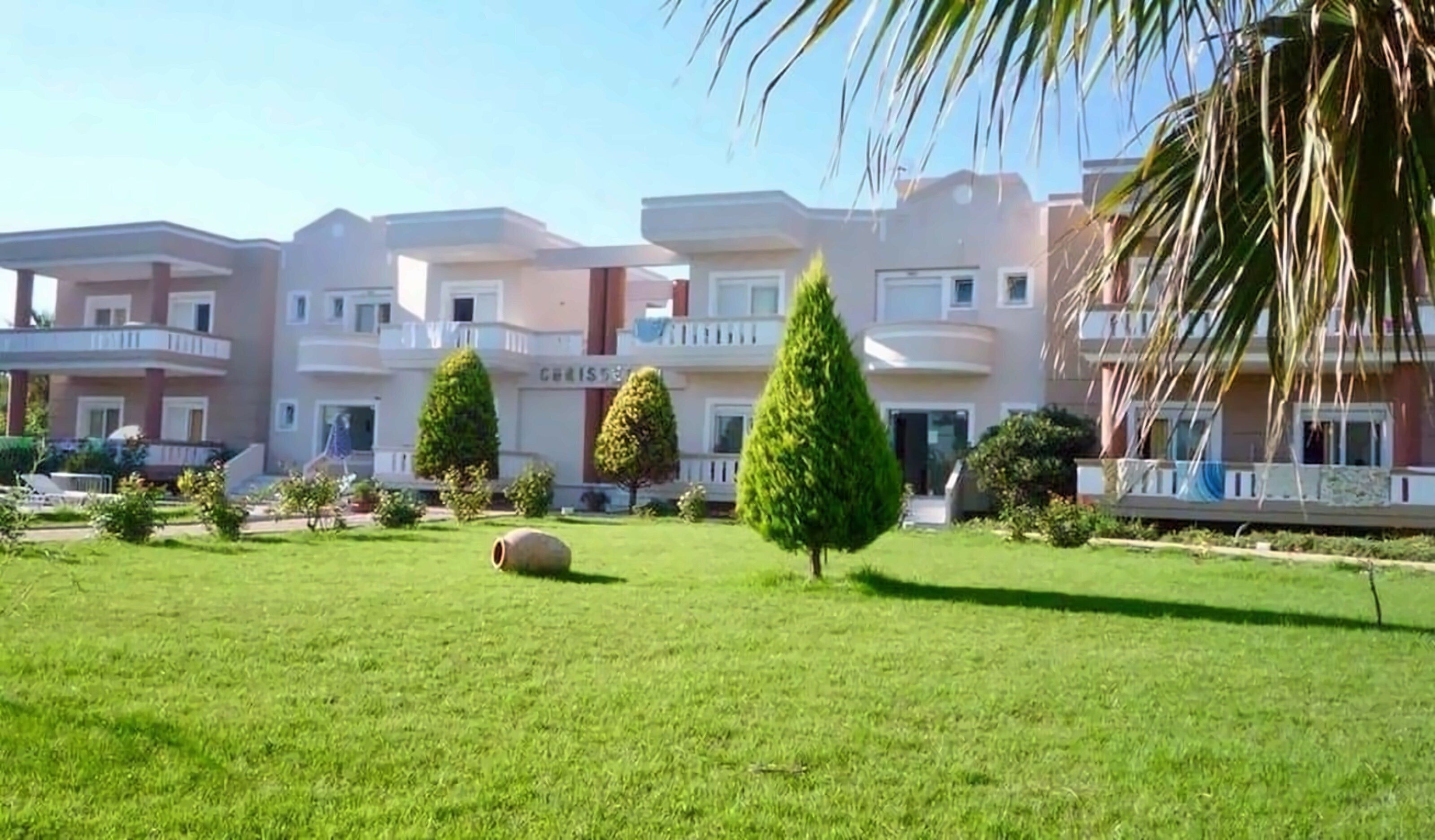 Изображение Chrisselen Apartments 3*