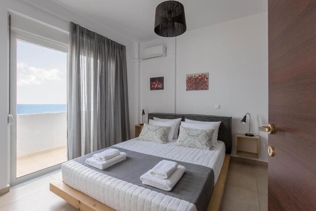 Фото Blue Sky Apartments 2*