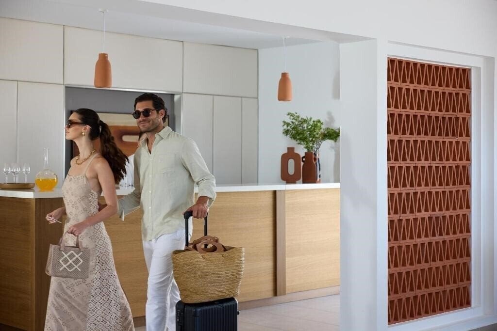 Фотография Golden Milos Beach 3*