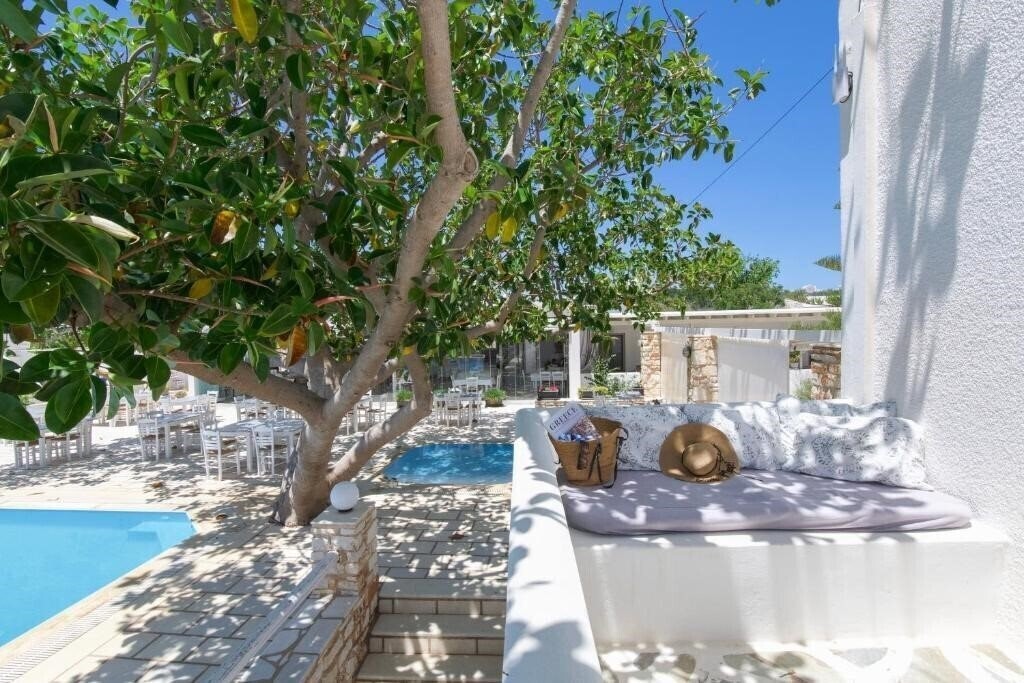 Imaginea Margarita Studios 3*