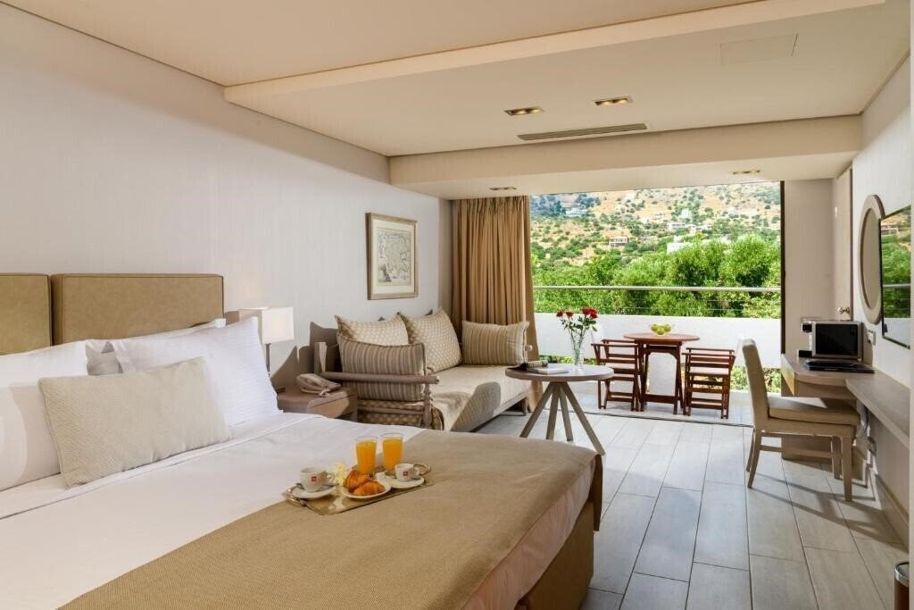 Imaginea Elounda Bay Palace Silver Club 5*