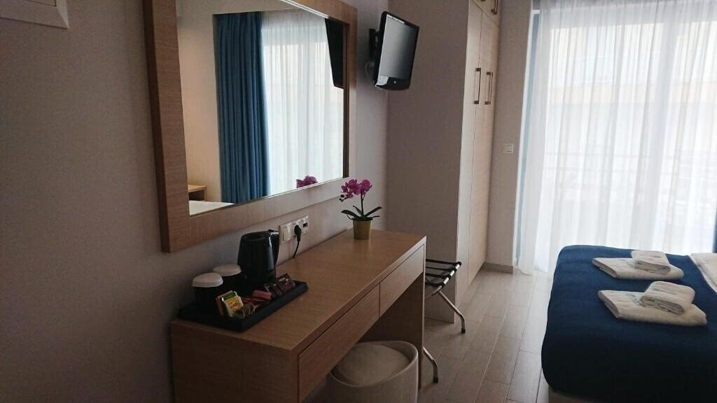 Imaginea Diolkos Studio 3*