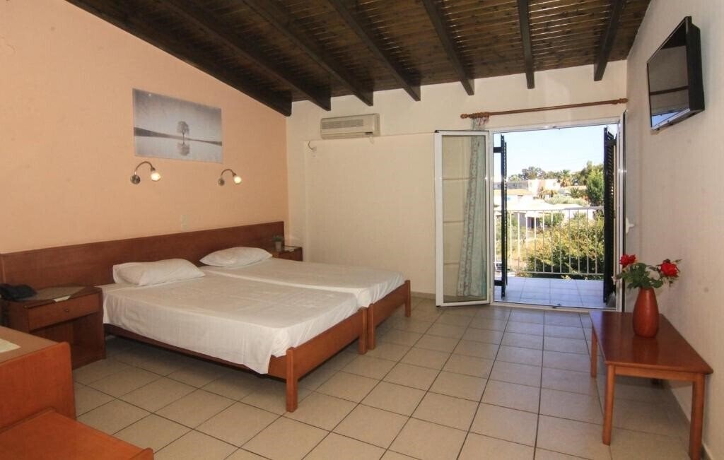 Fotografii Hotel Seabird 3*