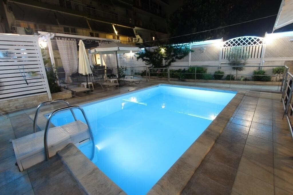 Fotografii Mallas Hotel 2*