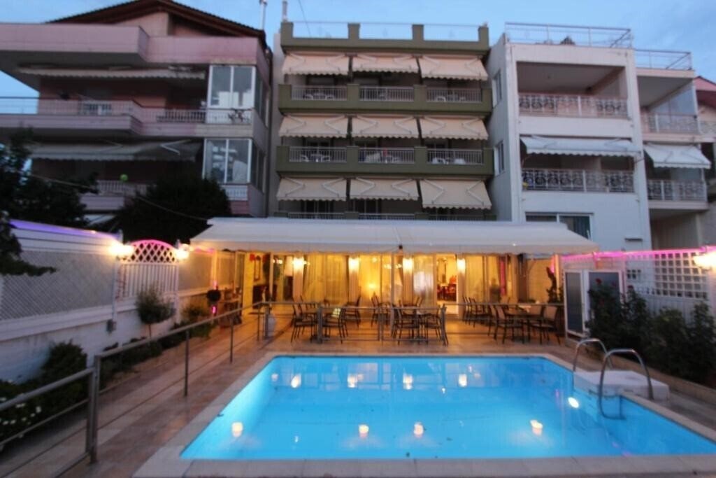 Imaginea Mallas Hotel 2*