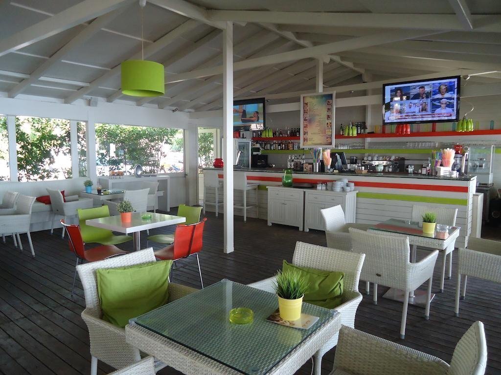 Imaginea Eviana Beach Hotel 3*