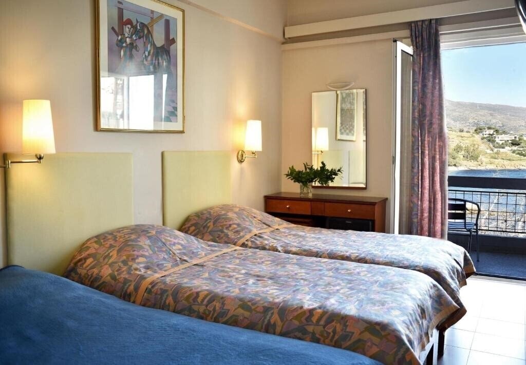 Imaginea Karystion 3*