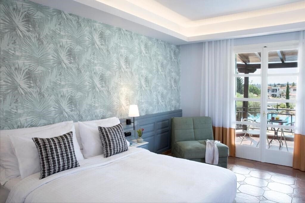 Imaginea Eretria Hotel & SPA Resort (ex. Eretria Village) 3*