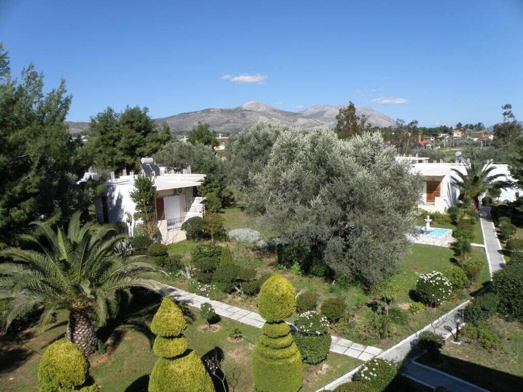 Imaginea Petit Village Hotel 3*